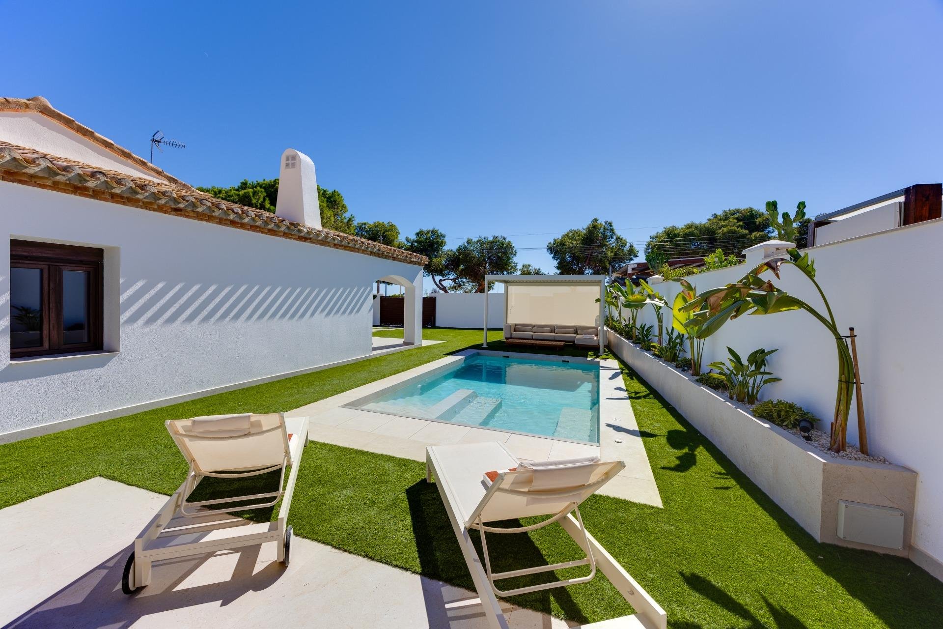 Short Term Rental - Villa -
Orihuela Costa - Punta Prima