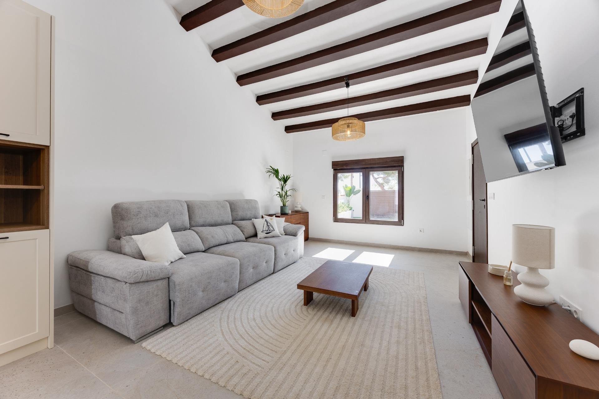 Short Term Rental - Villa -
Orihuela Costa - Punta Prima