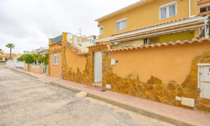 Stadthaus - Wiederverkauf -
            Orihuela Costa - AM-01832