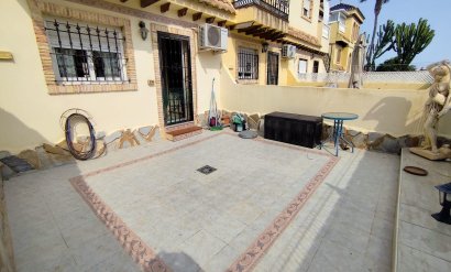 Stadthaus - Wiederverkauf - Orihuela Costa - La Florida