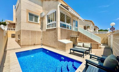 Stadthaus - Wiederverkauf - Orihuela Costa -
                Urbanización Perla del Mar