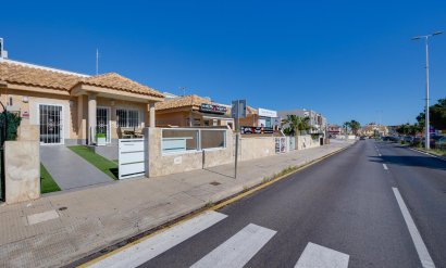 Townhouse - Long Term Rental -
            Orihuela Costa - AM-02183