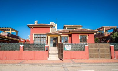 Villa - Herverkoop -
            Algorfa - AM-01908