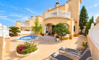 Villa - Herverkoop - Orihuela Costa -
                Villamartín-Las Filipinas