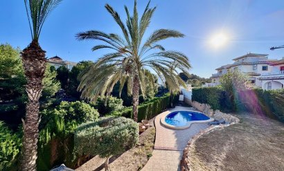 Villa - Odsprzedaż -
            Orihuela Costa - AM-02137
