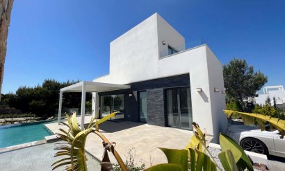 Villa - Odsprzedaż - Orihuela Costa -
                Las Colinas Golf