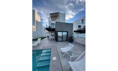 Villa - Odsprzedaż - Torrevieja - Los Balcones - Los Altos del Edén