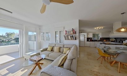 Villa - Resale - Orihuela Costa -
                Lomas de Campoamor-Las Ramblas