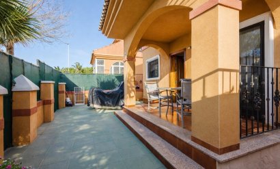 Villa - Resale - Torrevieja -
                Sector 25