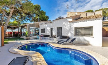 Villa - Wiederverkauf - Orihuela Costa - Rocio del Mar
