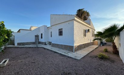 Villa - Wiederverkauf - Torrevieja -
                San luis