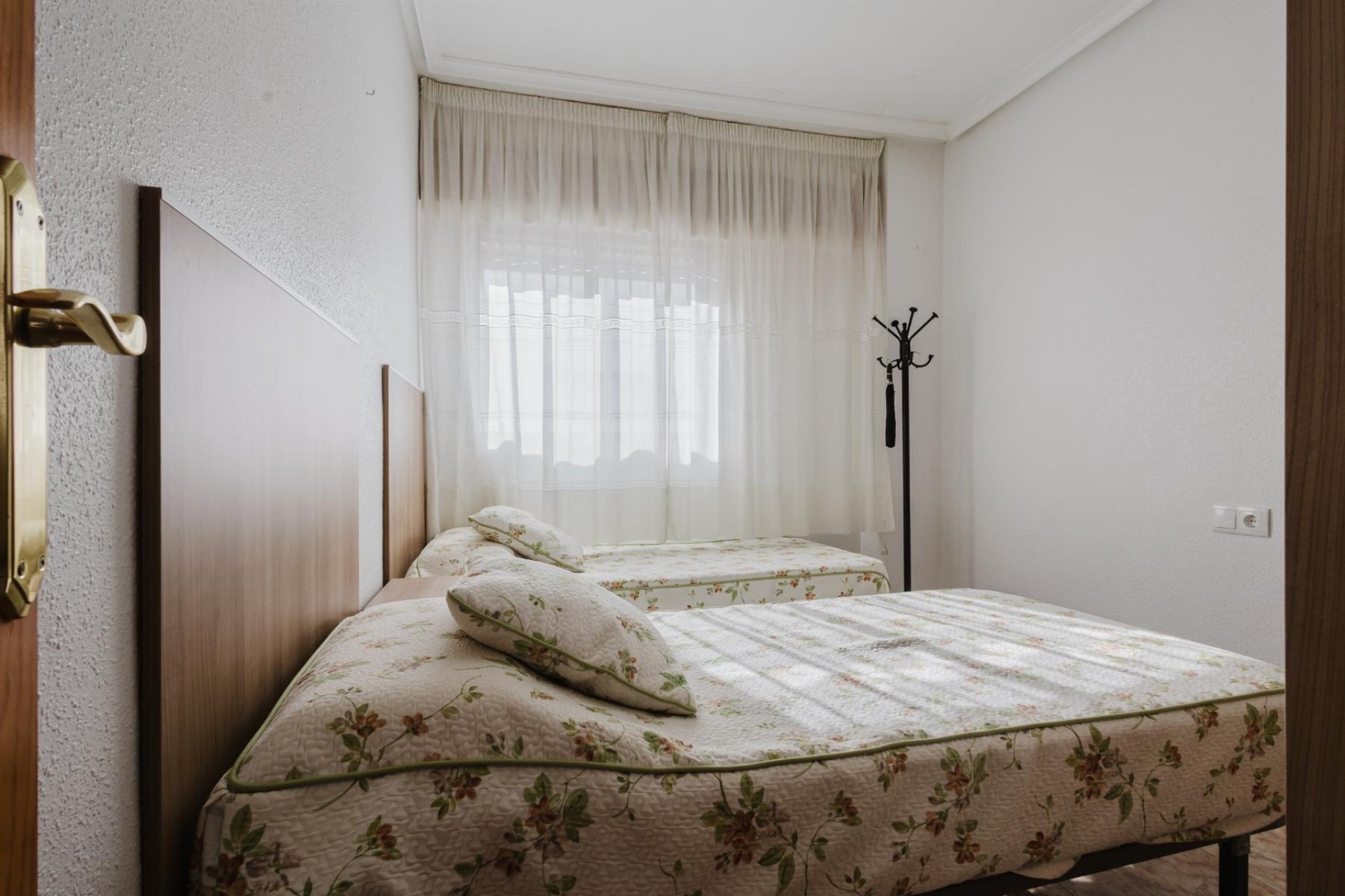 Wiederverkauf - Apartamento -
Torrevieja - Playa de los Naufragos