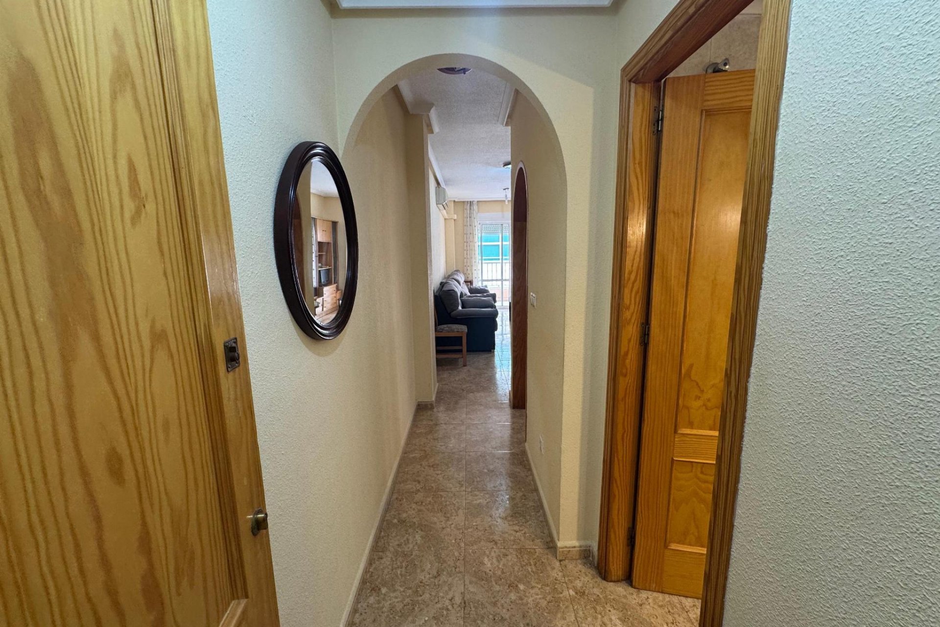 Wiederverkauf - Apartamento -
Torrevieja - Playa del Acequión