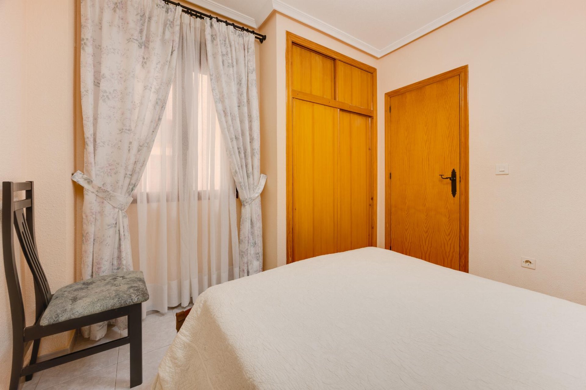 Wiederverkauf - Apartamento -
Torrevieja - Playa del Cura