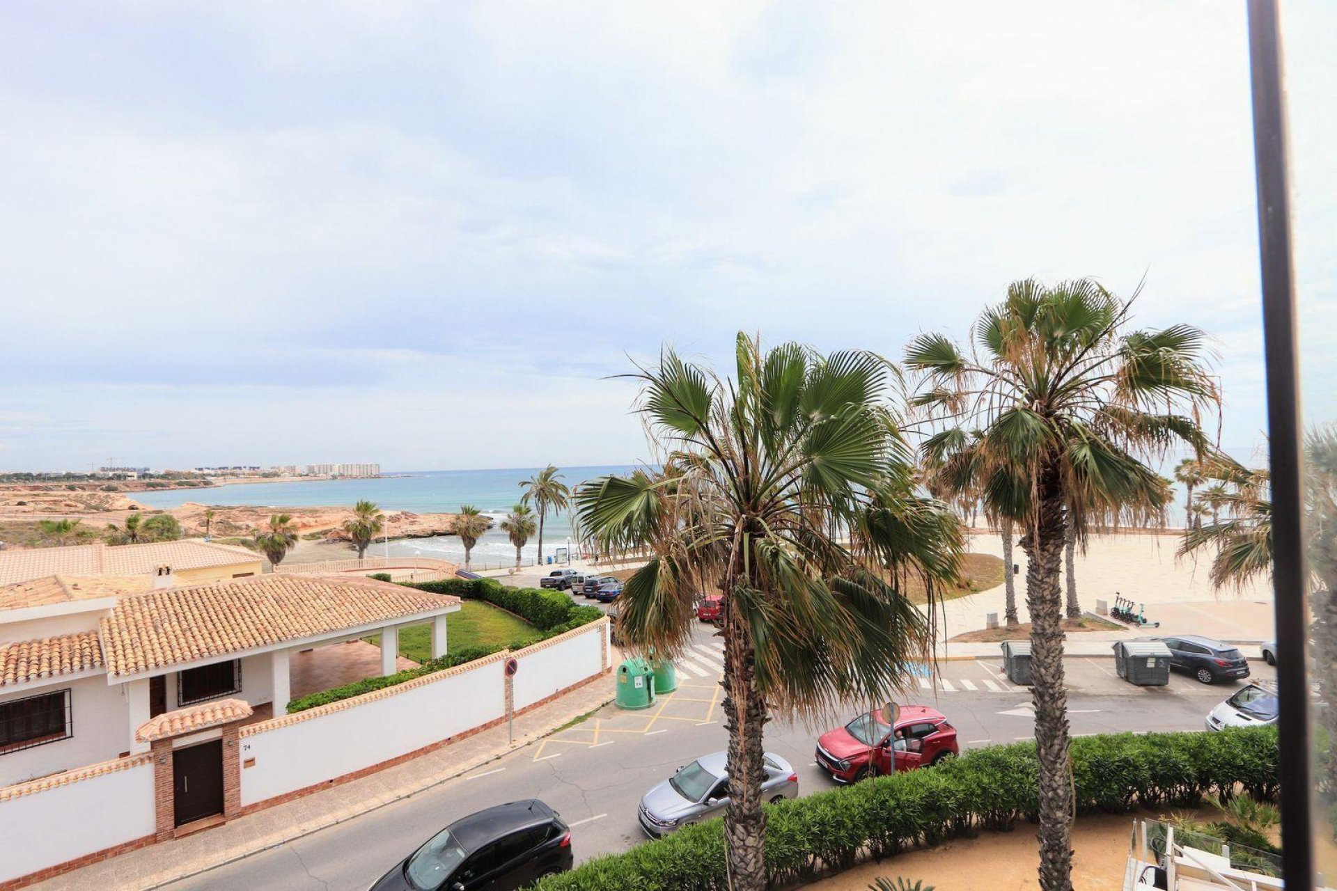 Wiederverkauf - Apartamento -
Torrevieja - Playa Flamenca