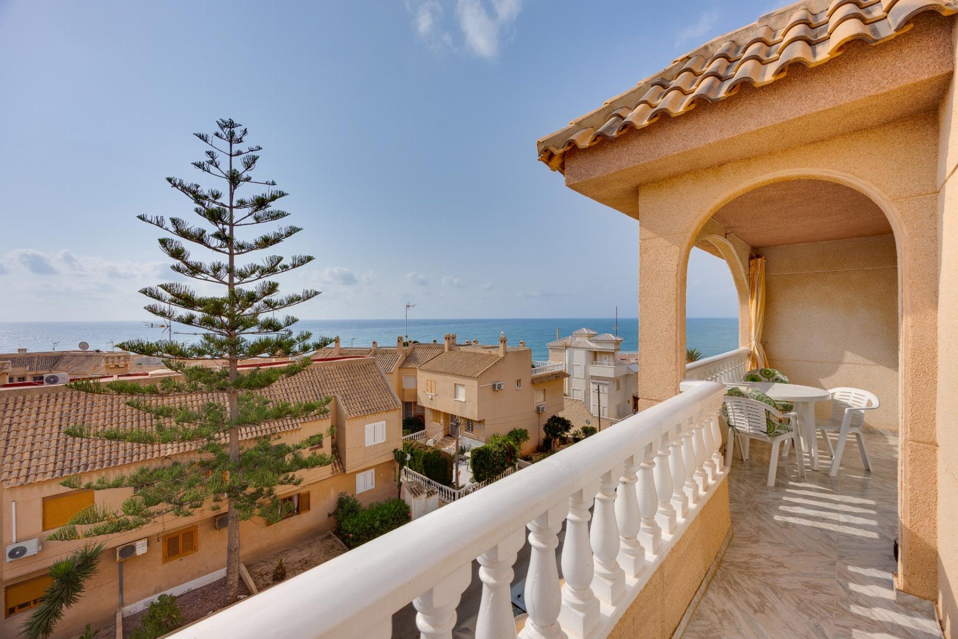 Wiederverkauf - Apartamento -
Torrevieja - Torre Del Moro