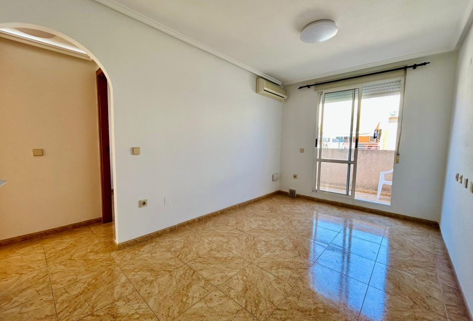 Wiederverkauf - - APARTMENT -
Torrevieja Centro - Torrevieja