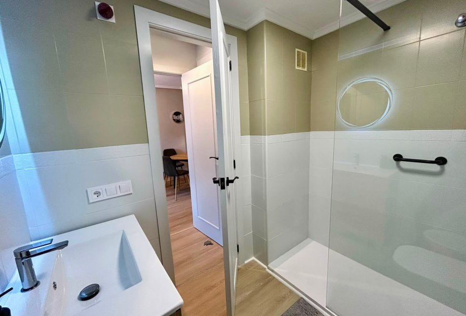 Wiederverkauf - - APARTMENT -
Torrevieja Centro - Torrevieja