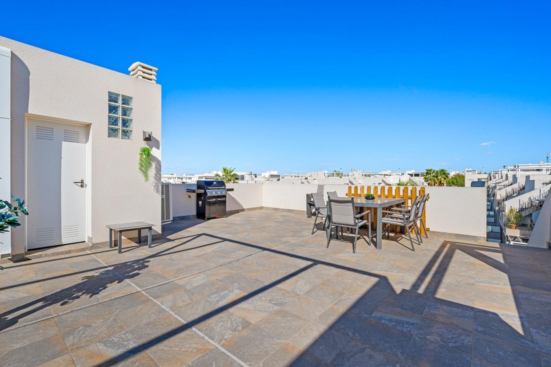 Wiederverkauf - Buhardilla -
Torrevieja - Aguas nuevas 2