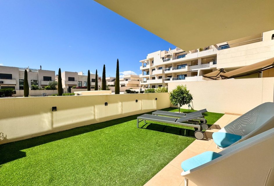Wiederverkauf - Bungalow -
Orihuela Costa - Lomas de Cabo Roig-Los Dolses