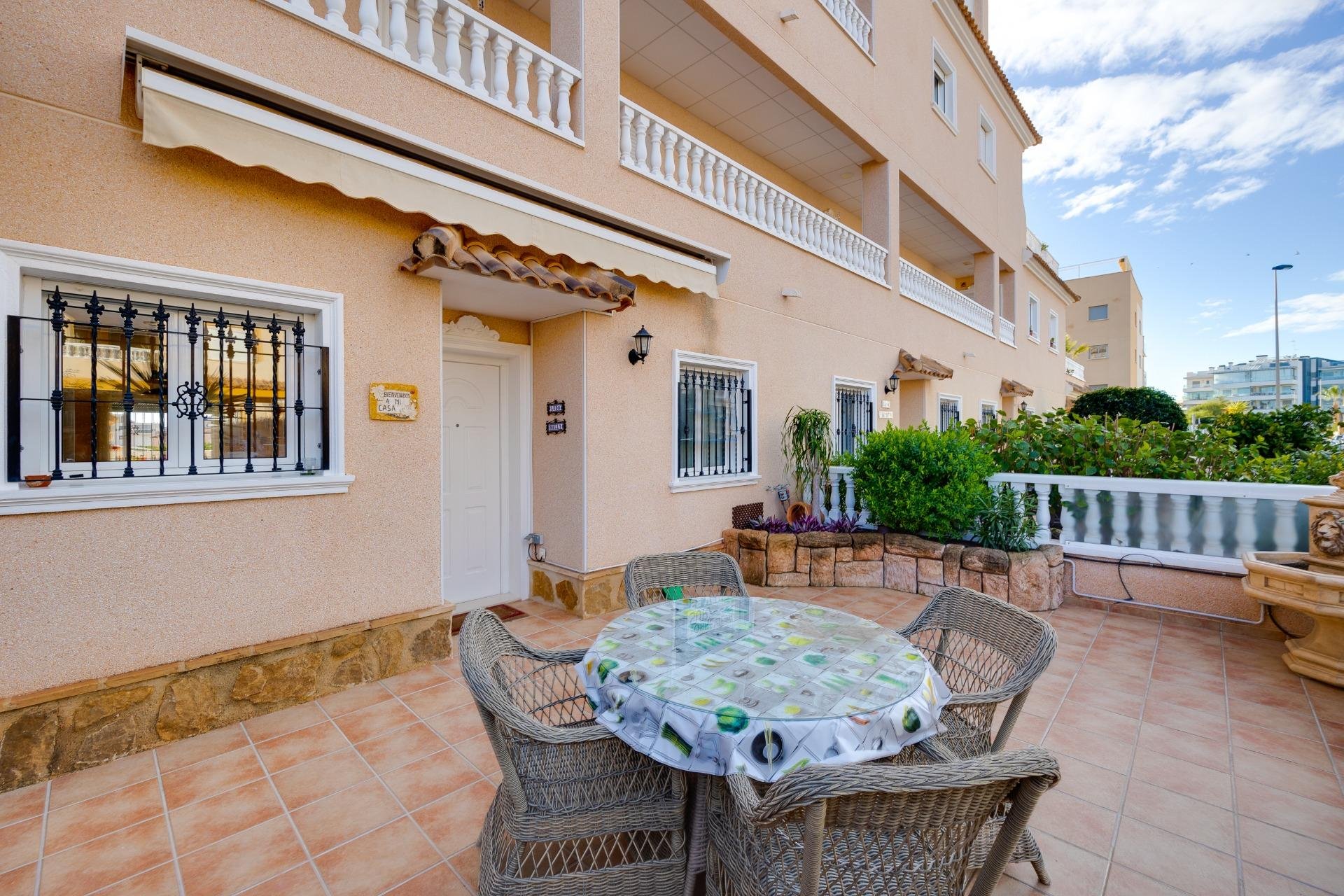 Wiederverkauf - Bungalow -
Orihuela Costa - Los Dolses