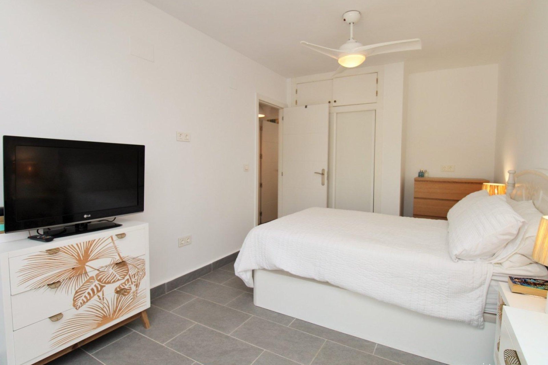 Wiederverkauf - Bungalow -
Orihuela Costa - Los Dolses
