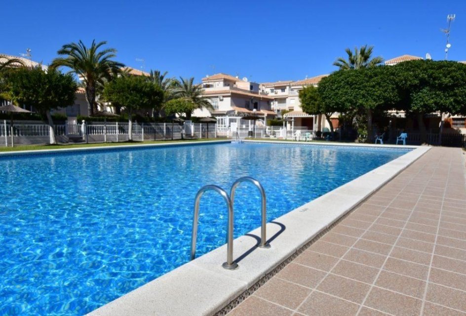 Wiederverkauf - Bungalow -
Orihuela Costa - Playa Flamenca