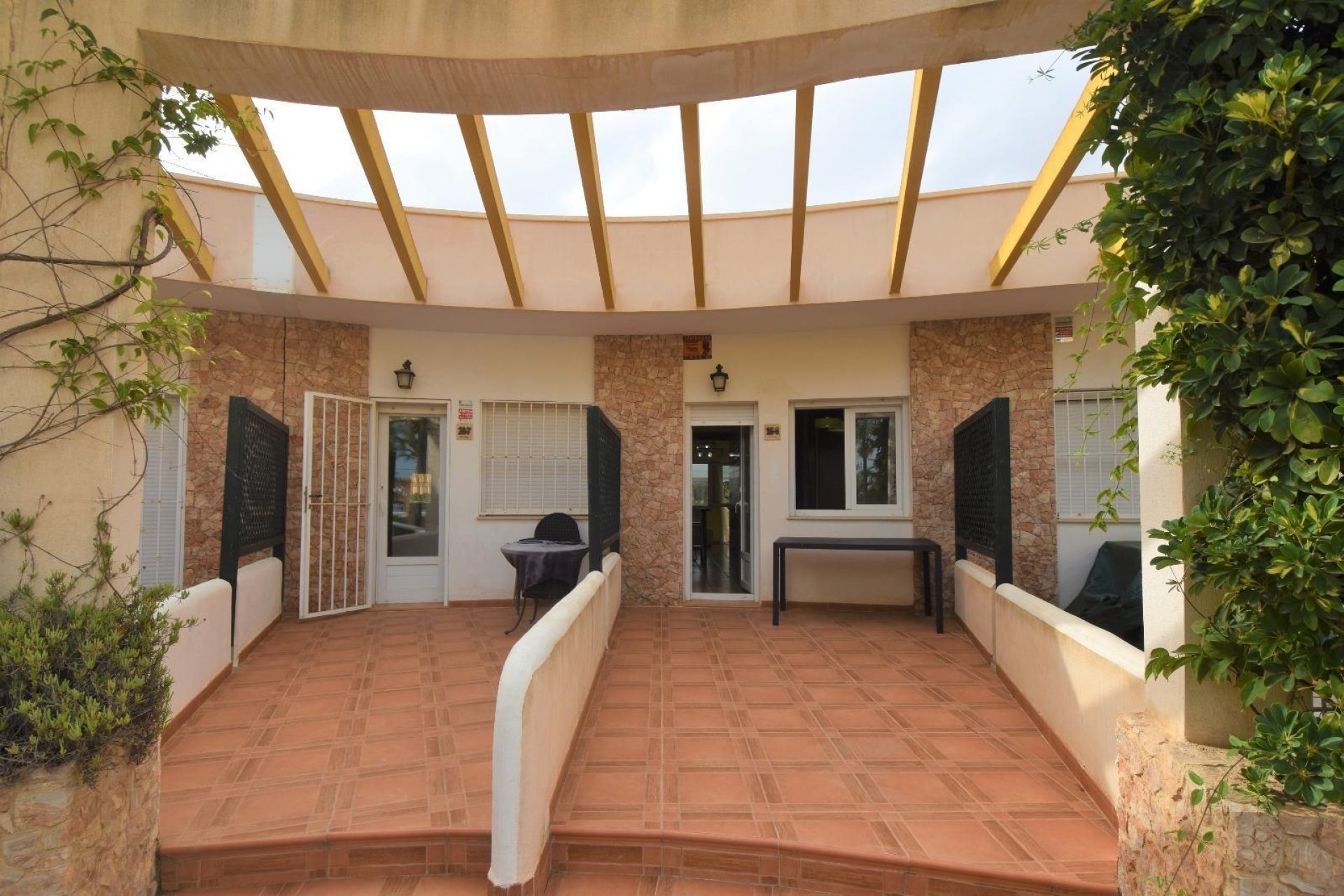 Wiederverkauf - Bungalow -
Pilar de la Horadada - Mil Palmeras