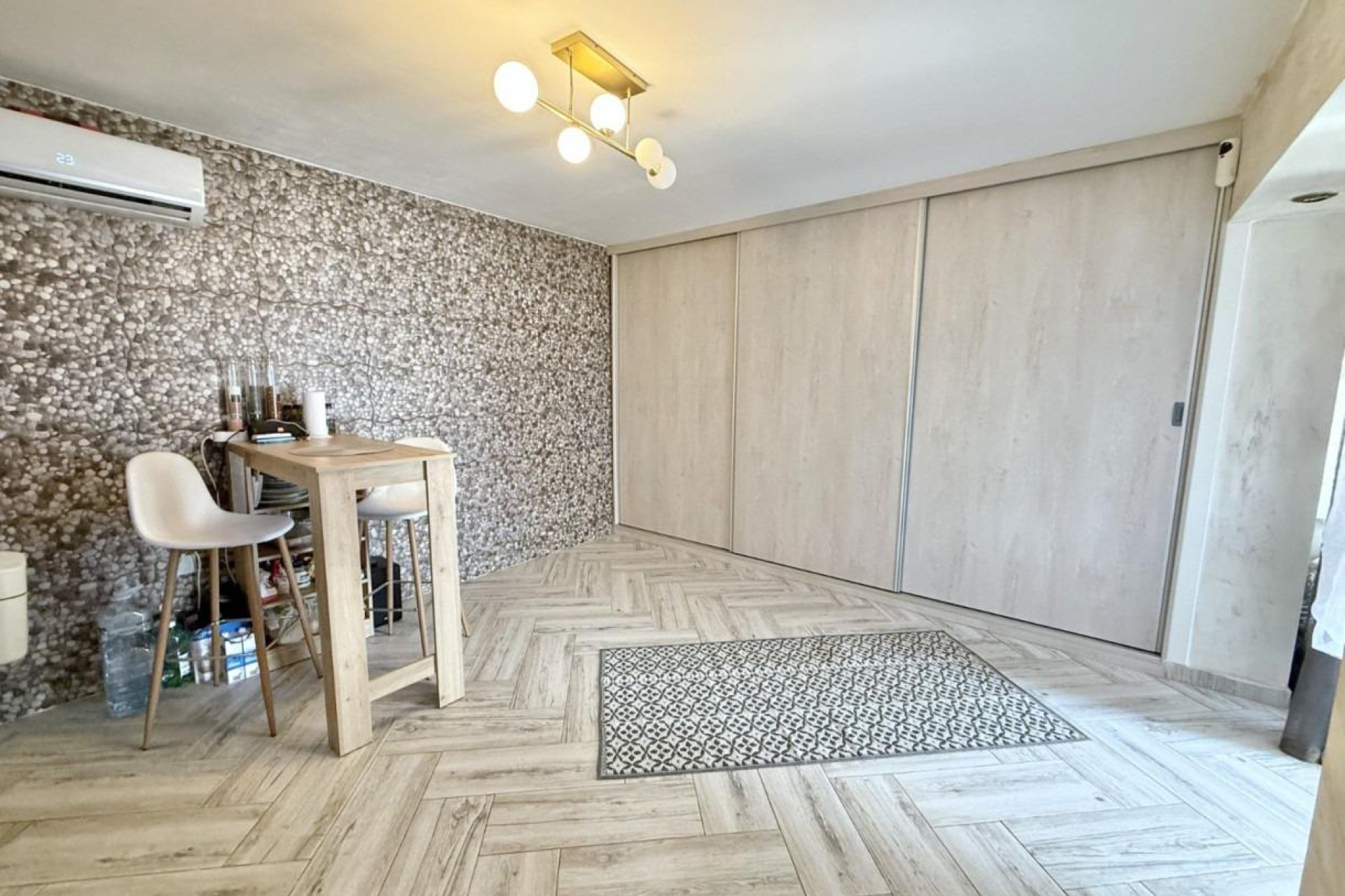 Wiederverkauf - Bungalow -
Torrevieja - La Siesta - El Salado - Torreta