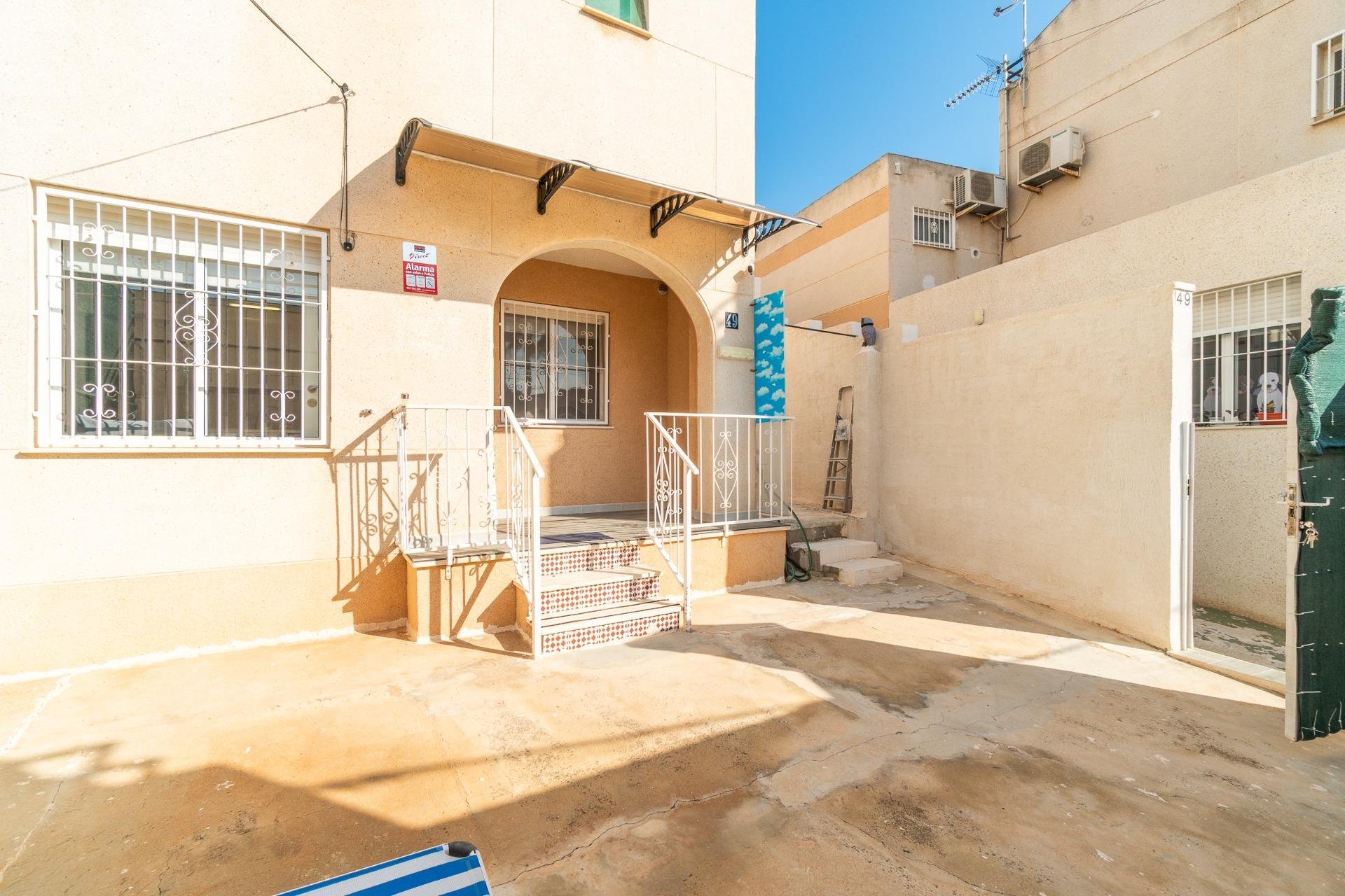 Wiederverkauf - Bungalow -
Torrevieja - Los balcones