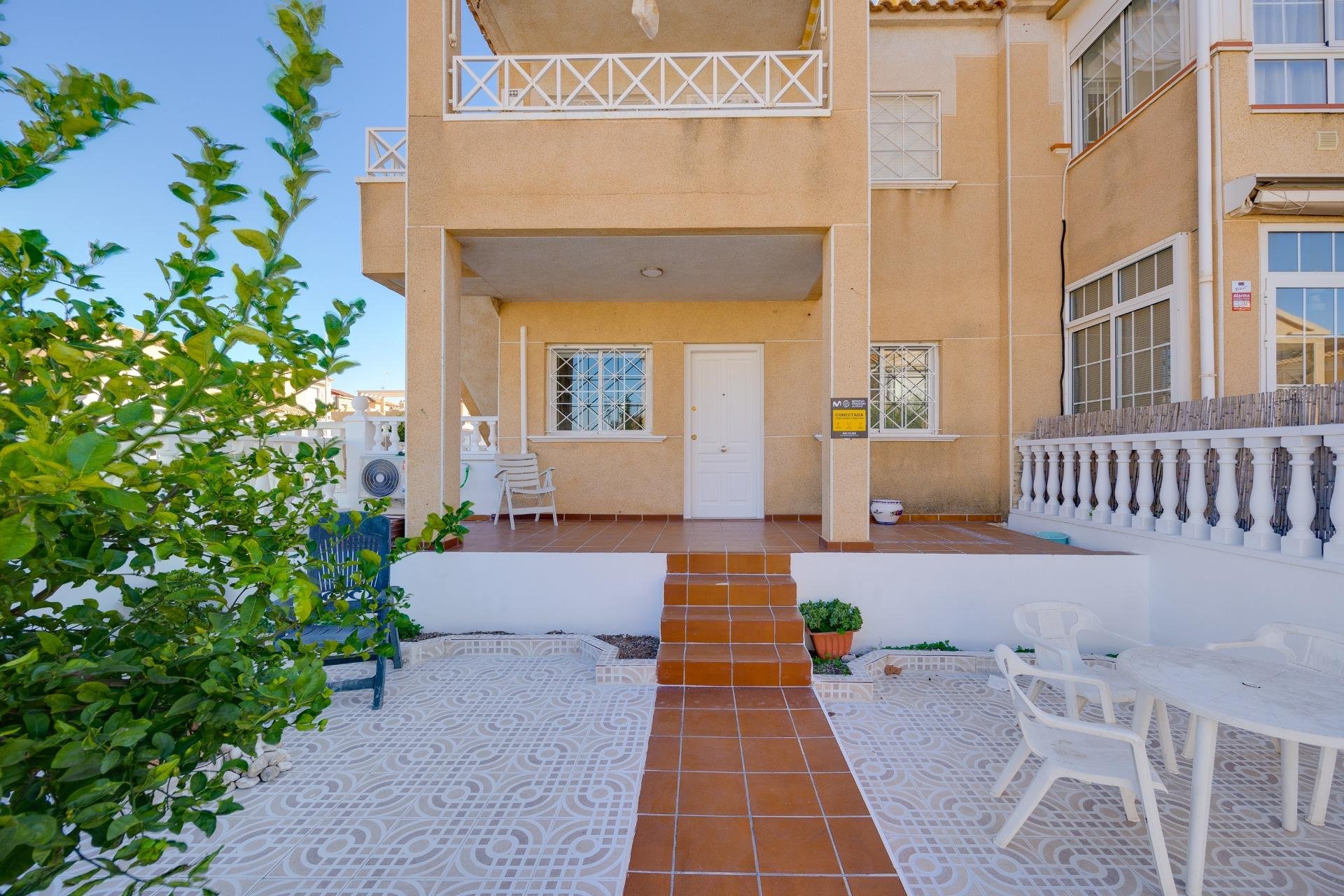 Wiederverkauf - Bungalow -
Torrevieja - Parque Acuático - Sector 25