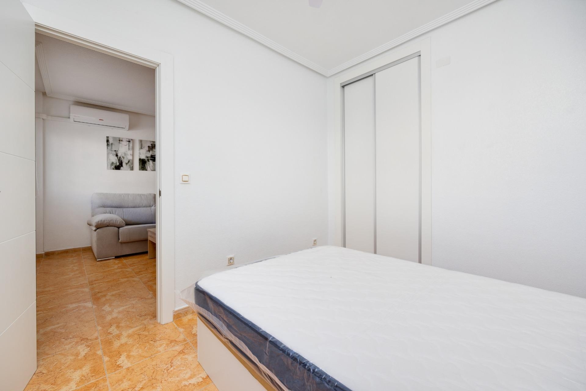 Wiederverkauf - Bungalow -
Torrevieja - Parque Acuático - Sector 25