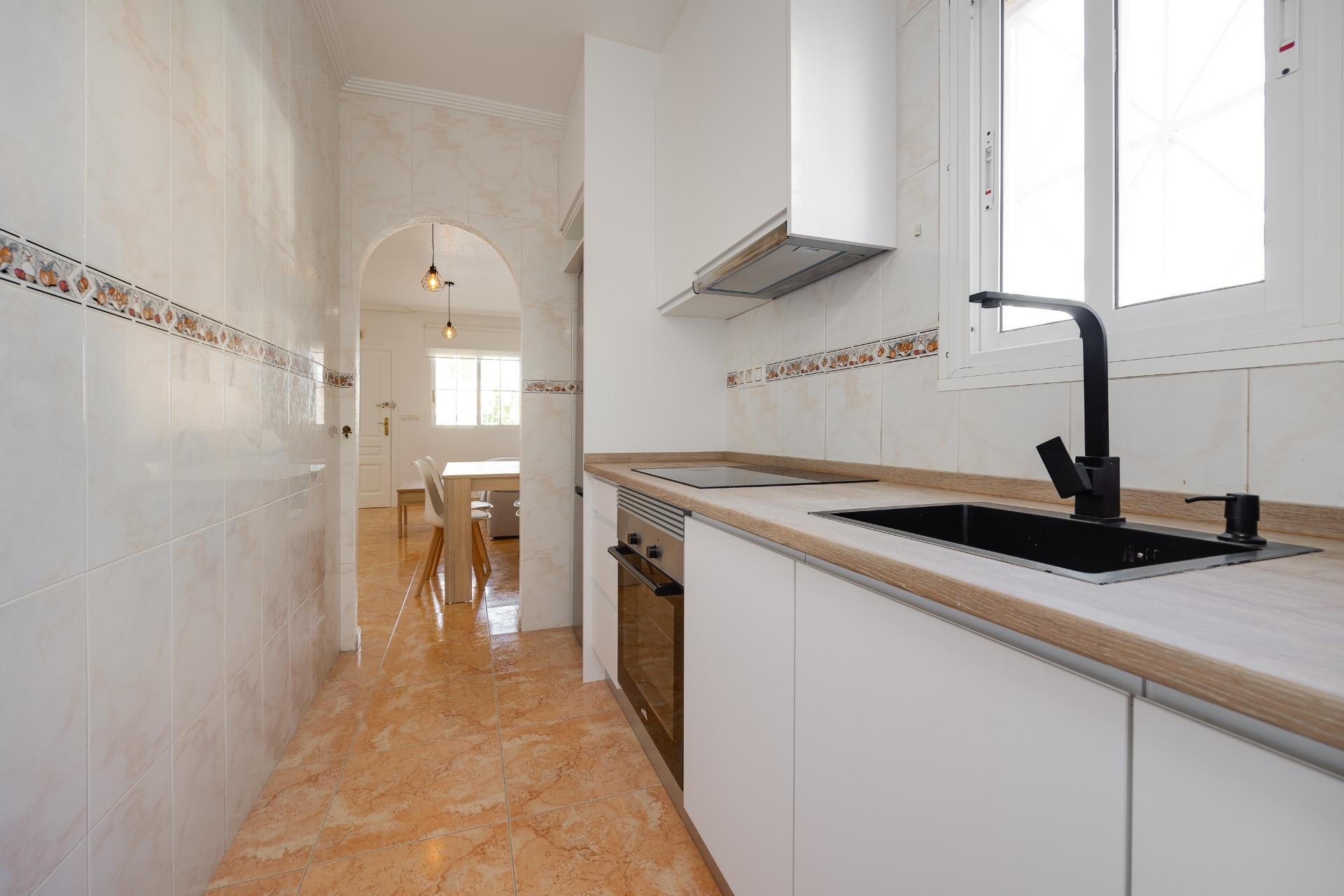 Wiederverkauf - Bungalow -
Torrevieja - Parque Acuático - Sector 25