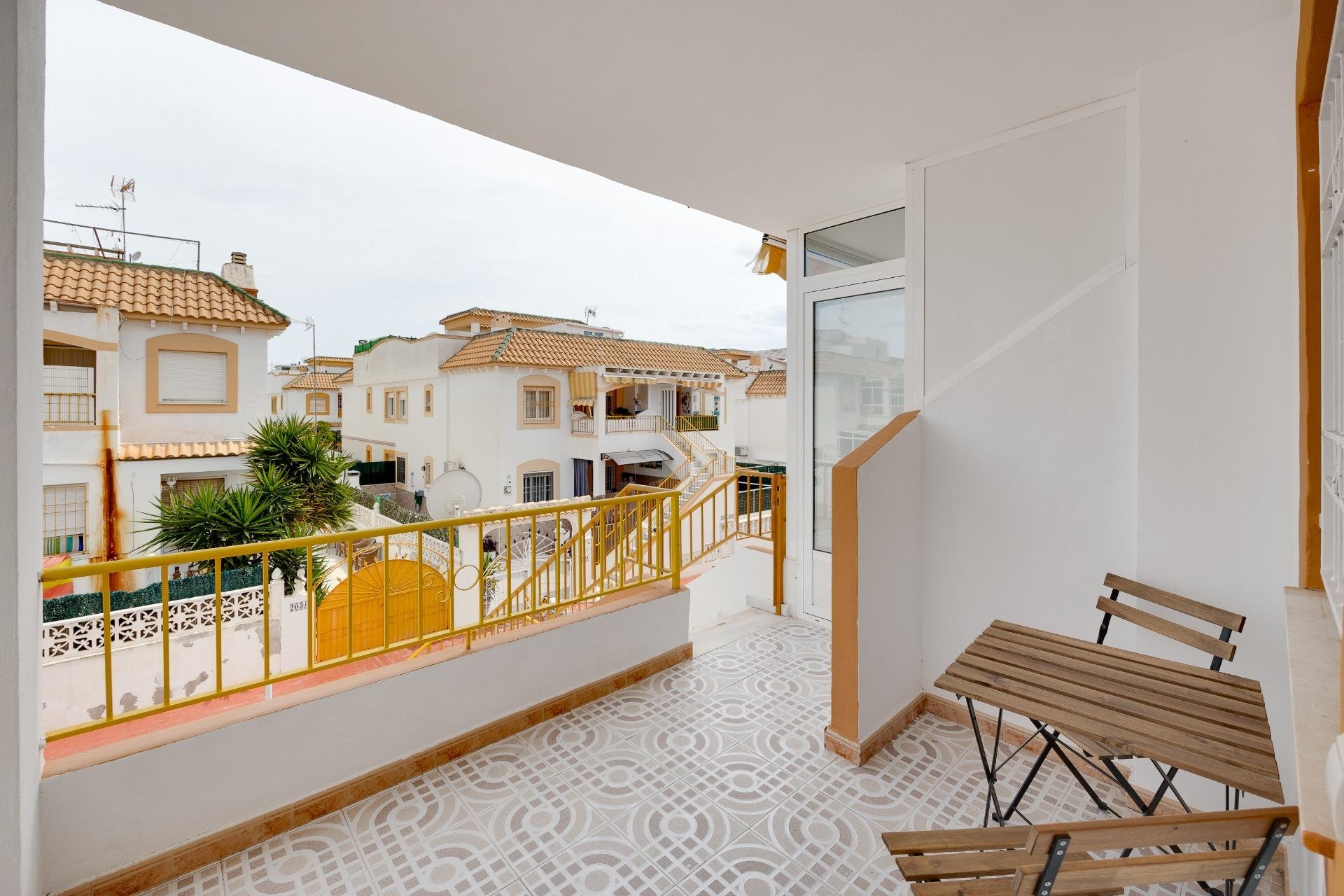 Wiederverkauf - Bungalow -
Torrevieja - Parque de Las Naciones