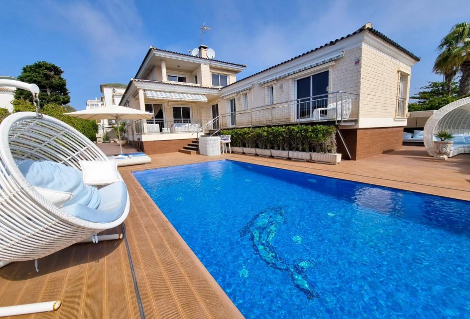 Wiederverkauf - - CHALET -
Torrevieja - La Mata
