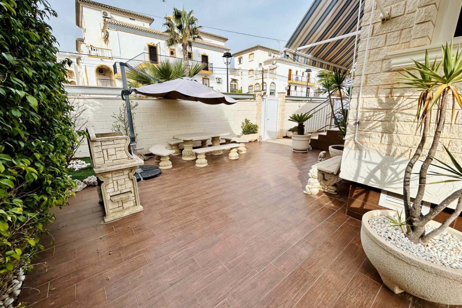 Wiederverkauf - - CHALET -
Torrevieja - La Mata