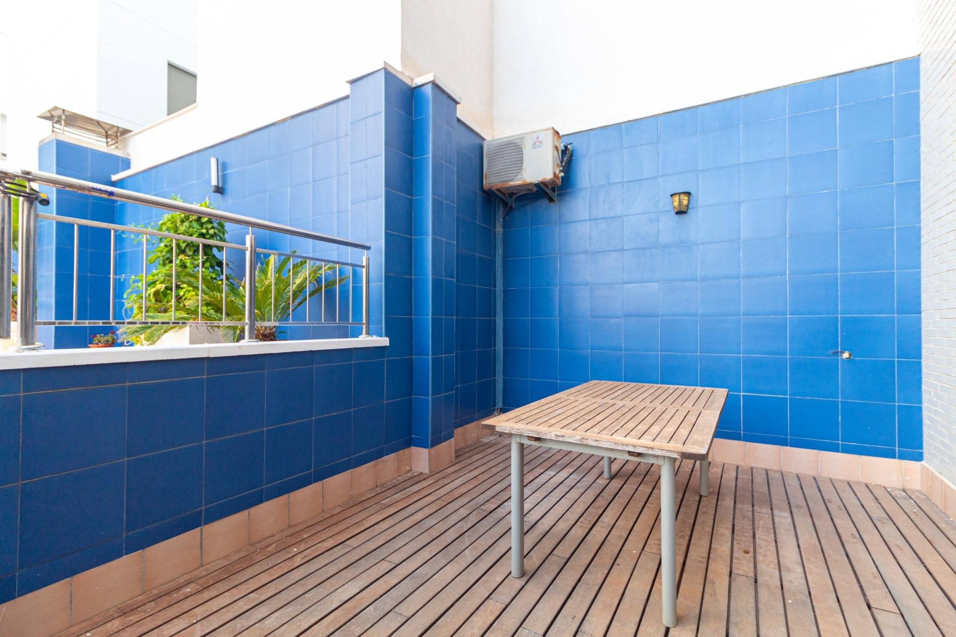 Wiederverkauf - Flat -
Torrevieja - Playa de los locos