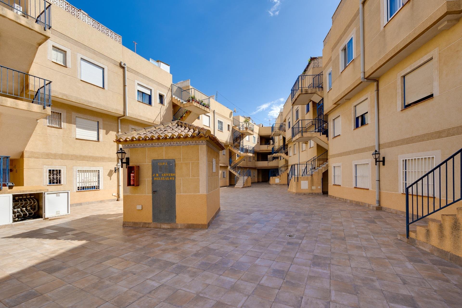 Wiederverkauf - Penthouse -
Torrevieja - Calas blanca