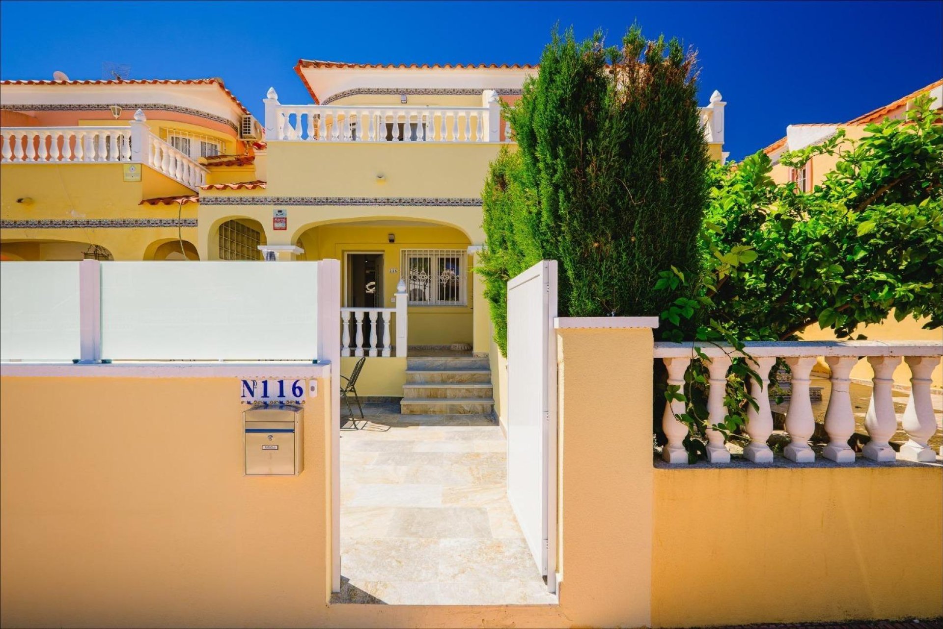 Wiederverkauf - Stadthaus -
Orihuela Costa - Las Filipinas