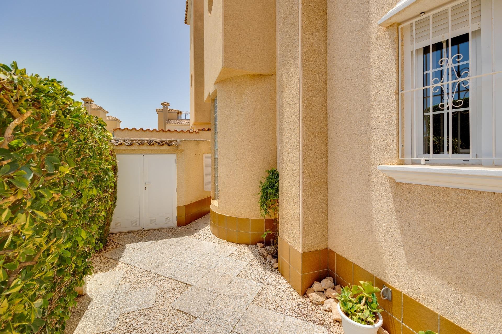 Wiederverkauf - Stadthaus -
Orihuela Costa - Playa Flamenca