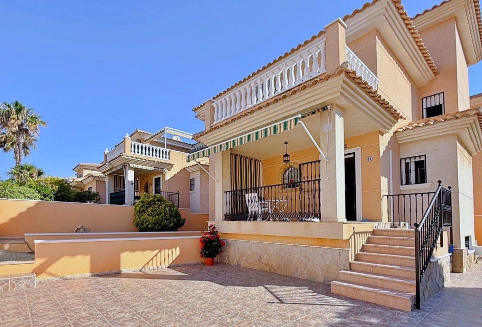 Wiederverkauf - Stadthaus -
Orihuela Costa - Urbanización Perla del Mar