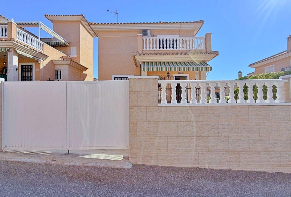 Wiederverkauf - Stadthaus -
Orihuela Costa - Urbanización Perla del Mar