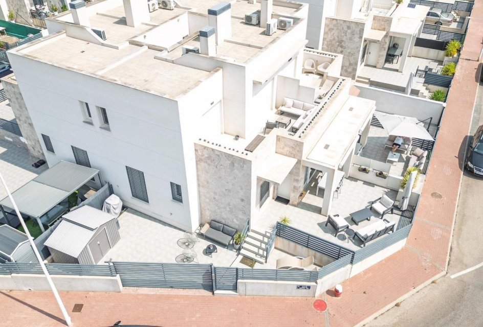 Wiederverkauf - Stadthaus -
Torrevieja - Aguas Nuevas