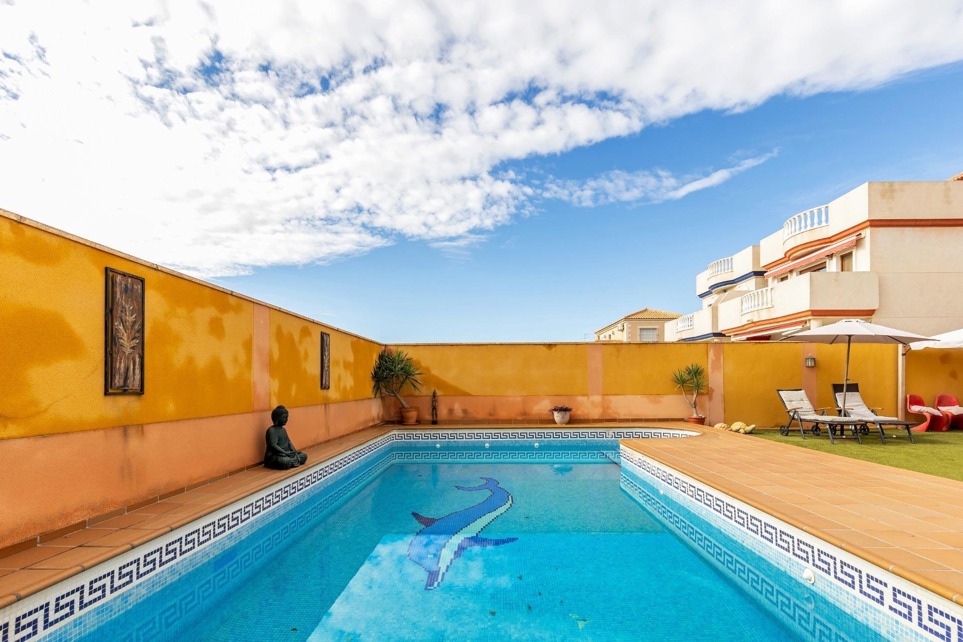 Wiederverkauf - Stadthaus -
Torrevieja - Aguas Nuevas