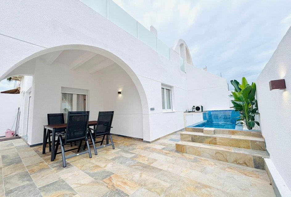 Wiederverkauf - Stadthaus -
Torrevieja - Carrefour