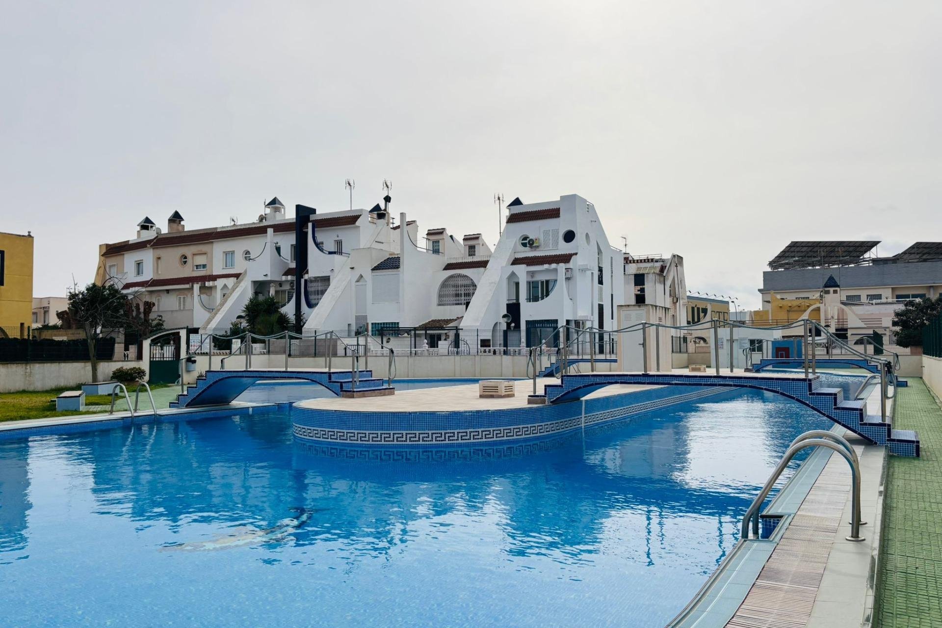Wiederverkauf - Stadthaus -
Torrevieja - Carrefour