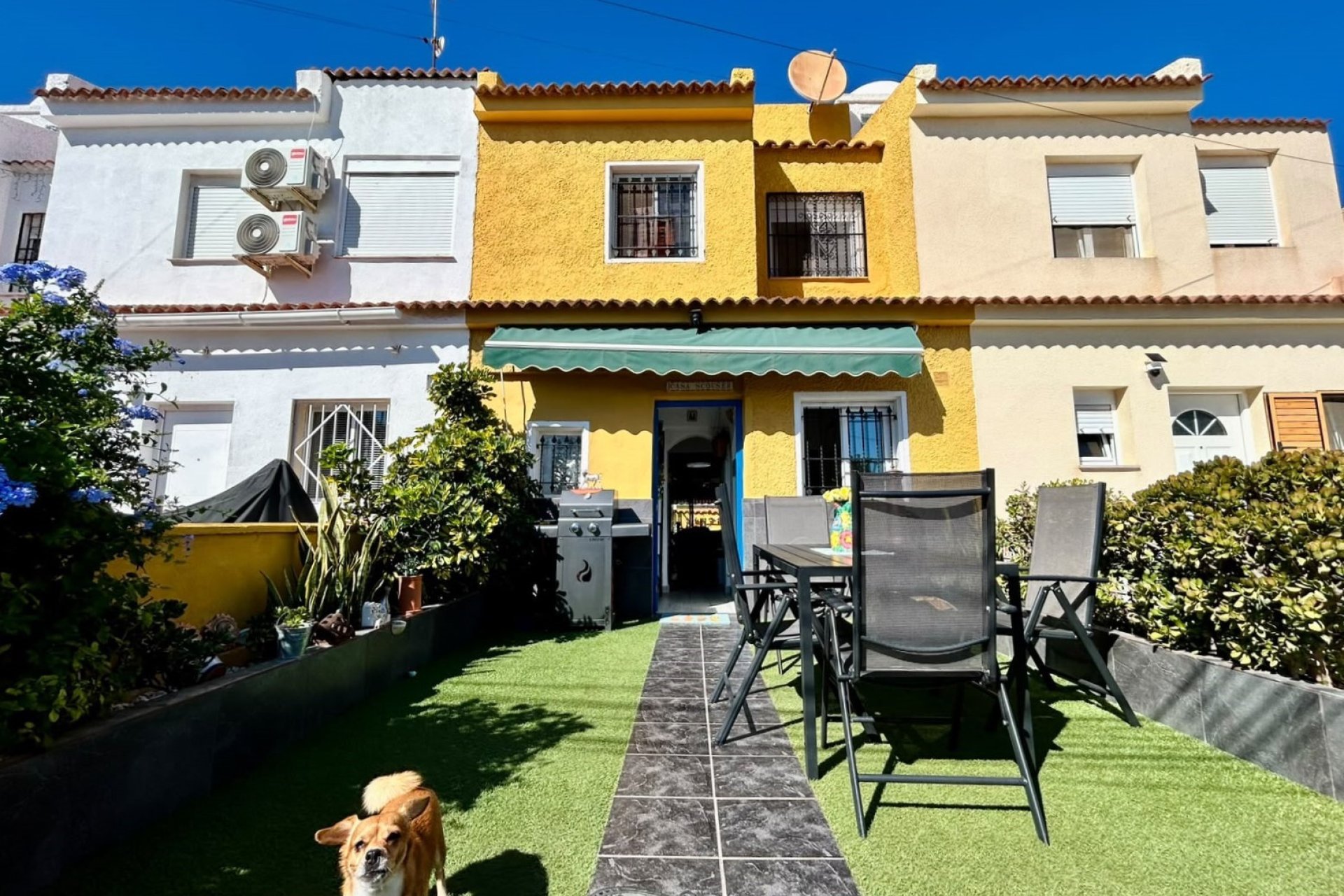 Wiederverkauf - Stadthaus -
Torrevieja - La siesta