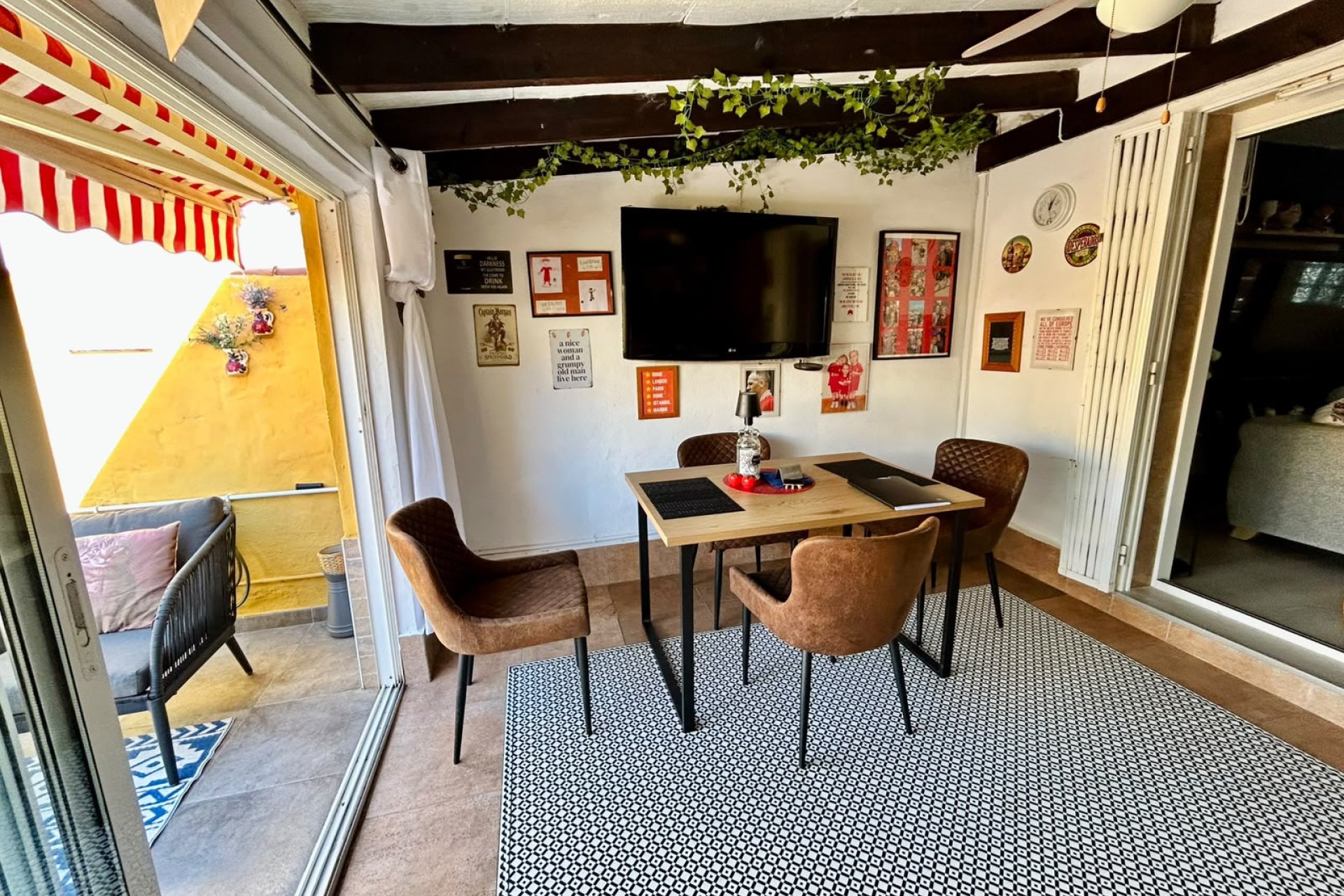 Wiederverkauf - Stadthaus -
Torrevieja - La siesta