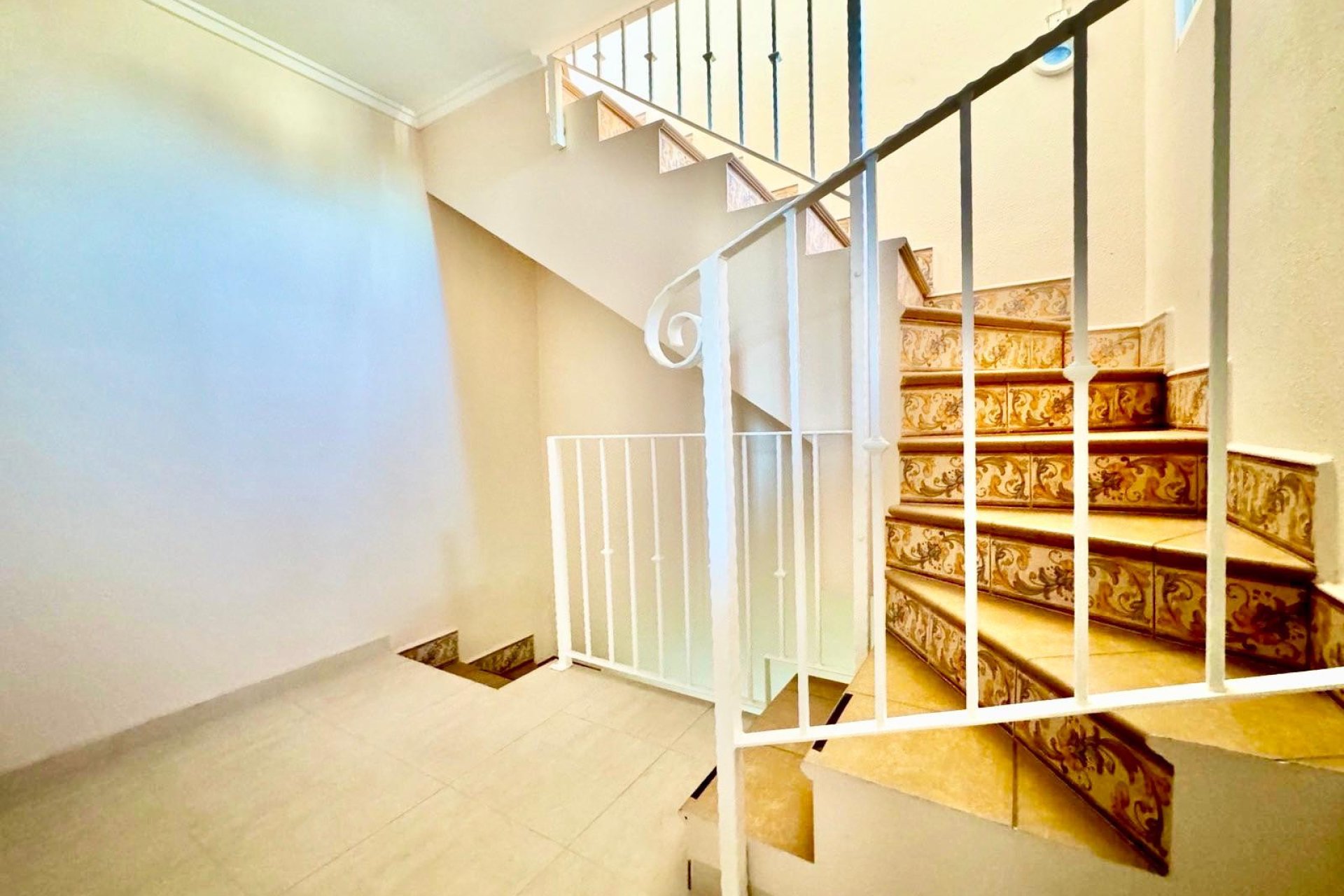 Wiederverkauf - Stadthaus -
Torrevieja - La siesta