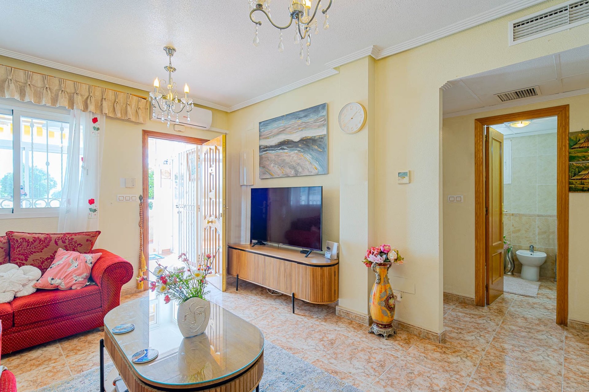 Wiederverkauf - Stadthaus -
Torrevieja - Punta prima